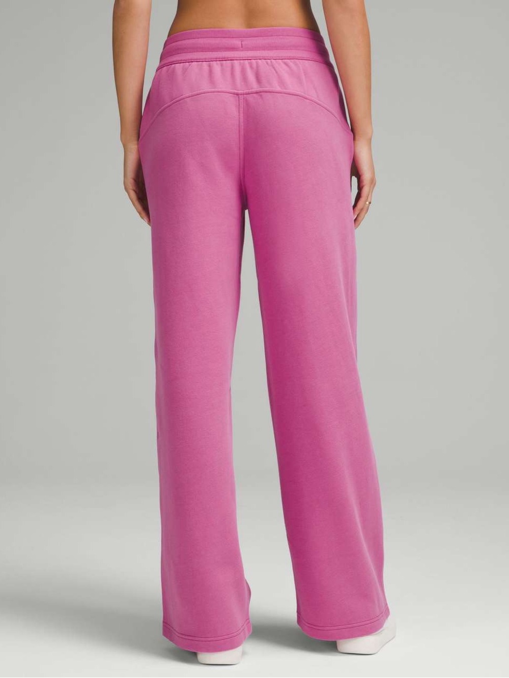 Lululemon Scuba Mid-Rise Wide-Leg Pant Regular Length Pow Pink Tone Barbie NWT - Picture 2 of 11
